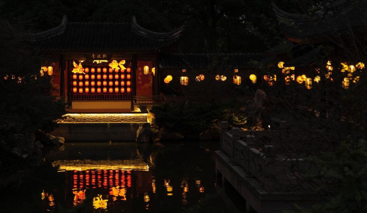 Tongli Lake View Hotel Suzhou  Exterior photo