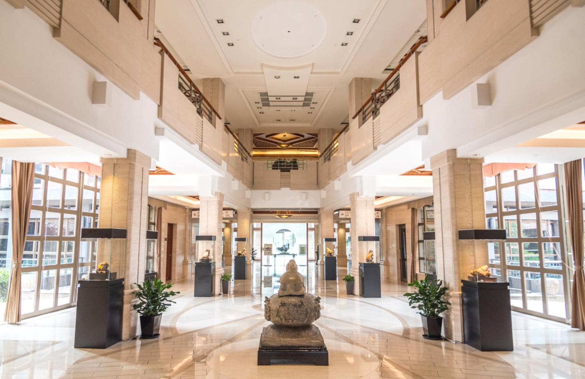Tongli Lake View Hotel Suzhou  Exterior photo