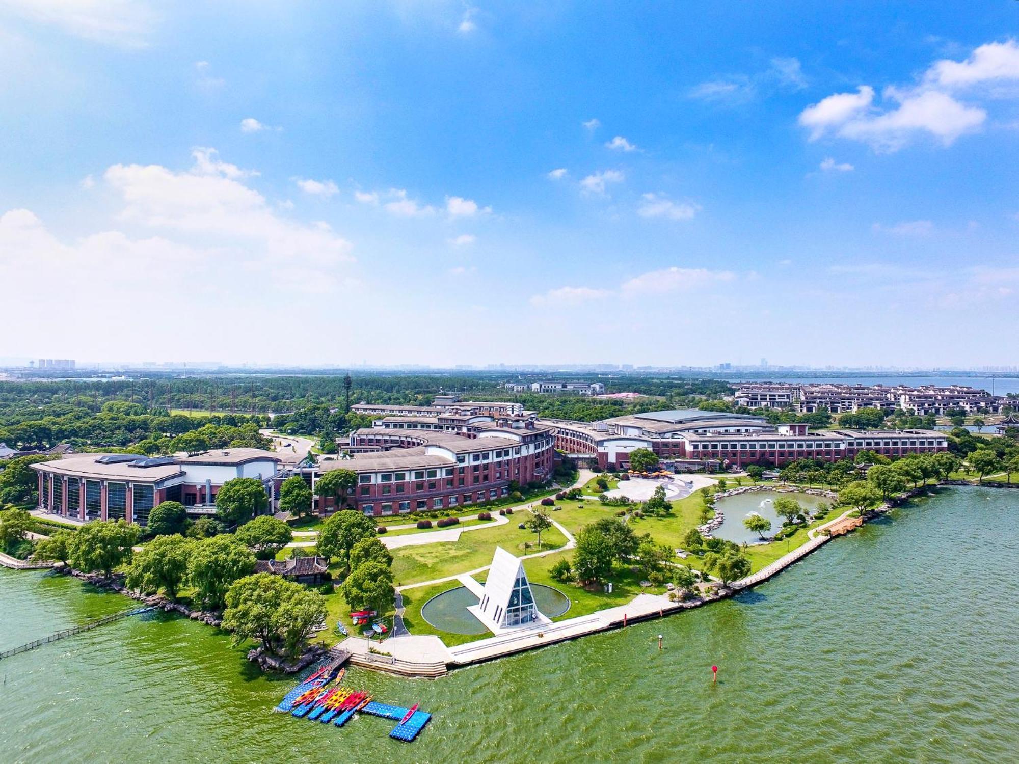 Tongli Lake View Hotel Suzhou  Exterior photo
