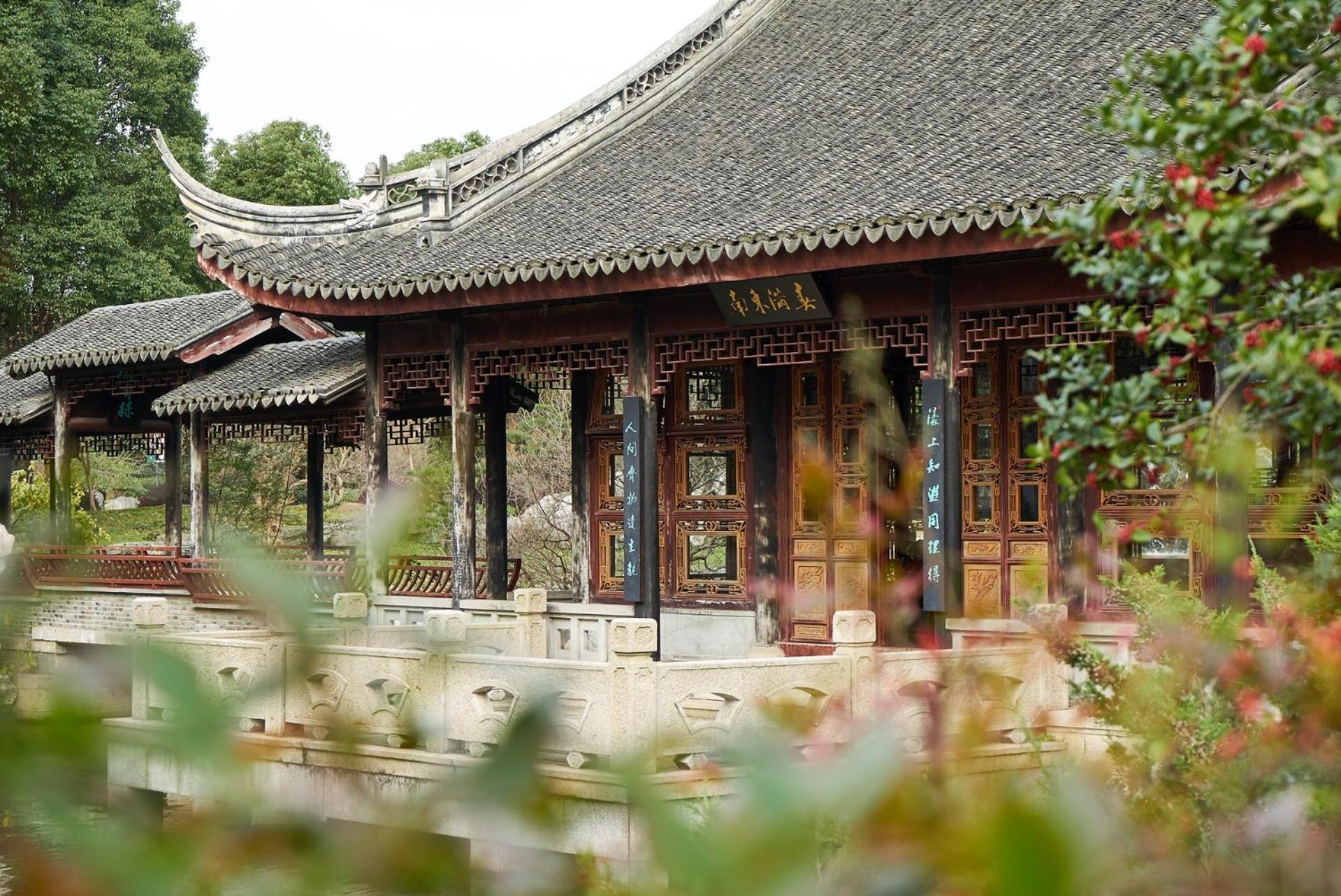 Tongli Lake View Hotel Suzhou  Exterior photo