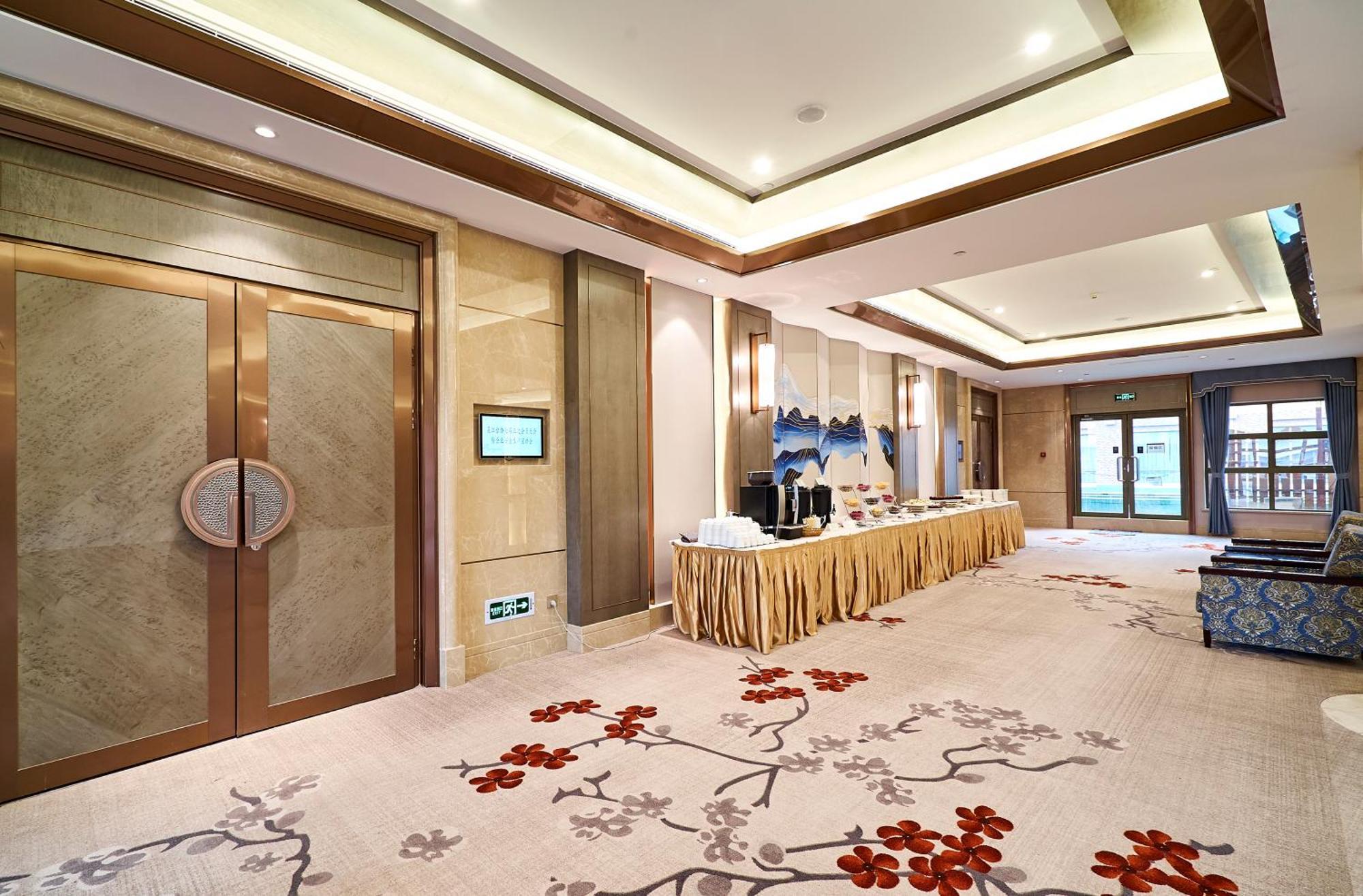 Tongli Lake View Hotel Suzhou  Exterior photo