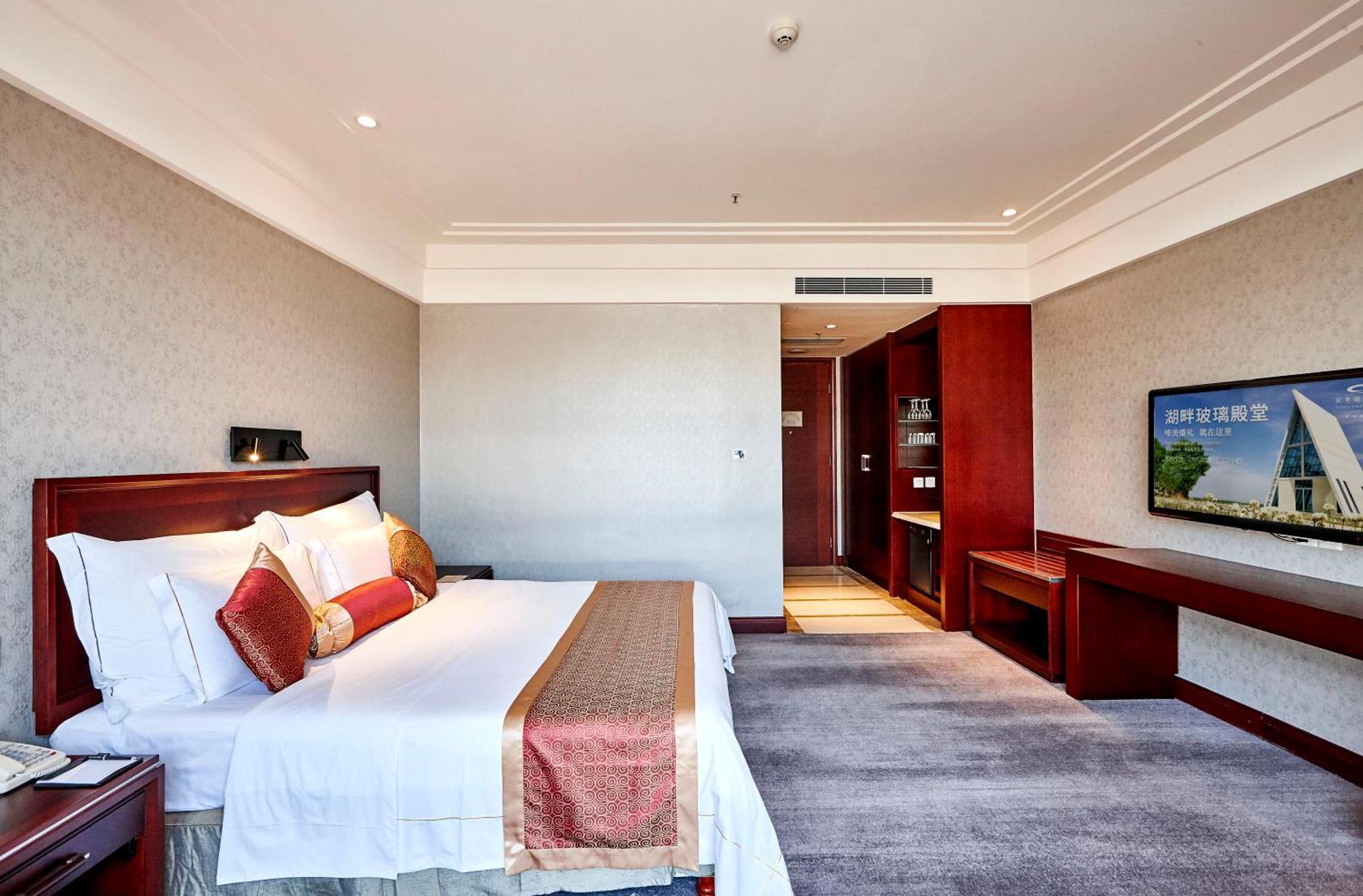 Tongli Lake View Hotel Suzhou  Exterior photo